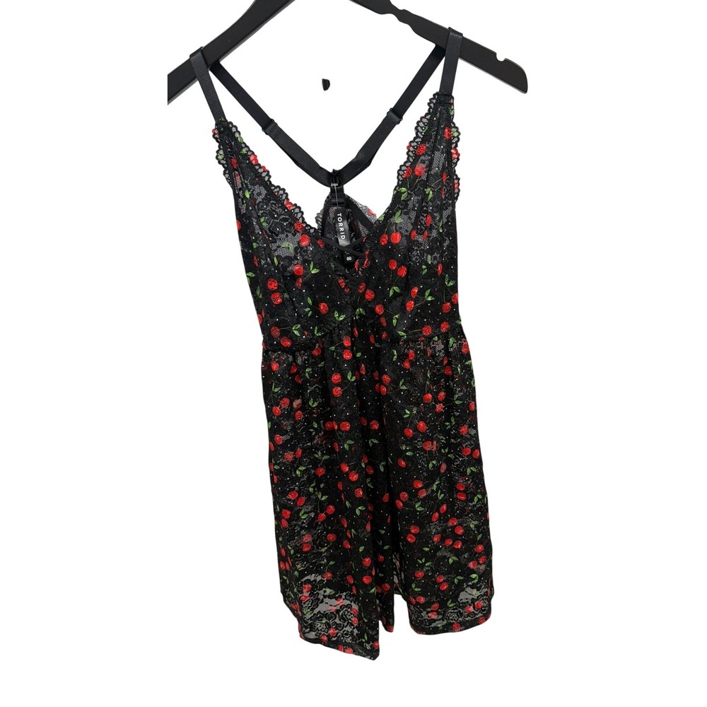 Torrid NWOT $55 Women's Black Cherry Print XO Lace Detail Babydoll‎ Sz 00/M